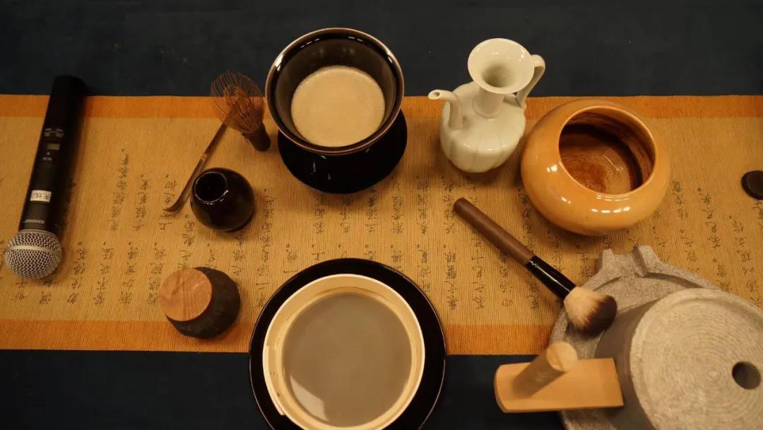 首家