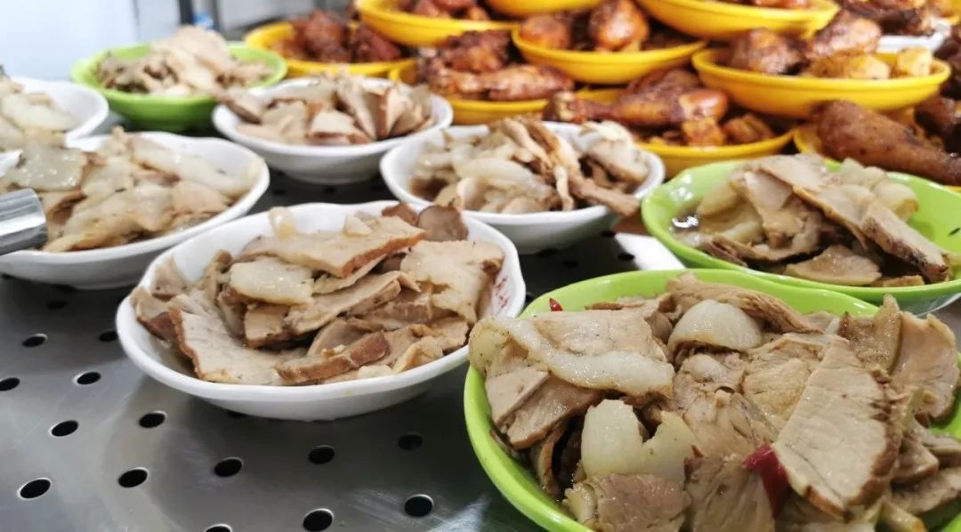 三只松鼠