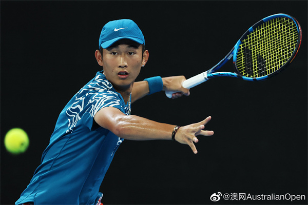 小将商竣程迎来夺冠契机 卫冕冠军1 重演出局老毛病 2惨遭淘汰