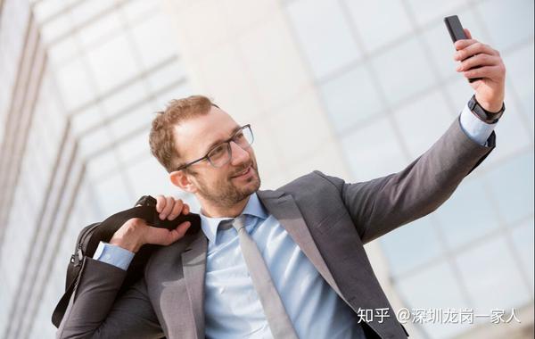 适合一个人深夜躲在被窝里看的电影